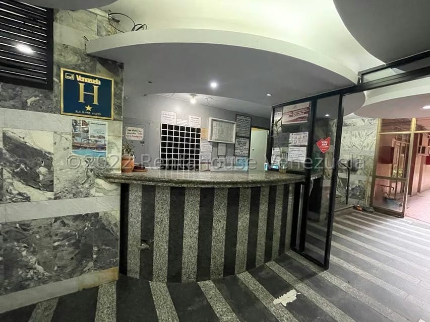 Comercial (Edificio) en Venta en Quinta Crespo, Distrito Metropolitano - 6