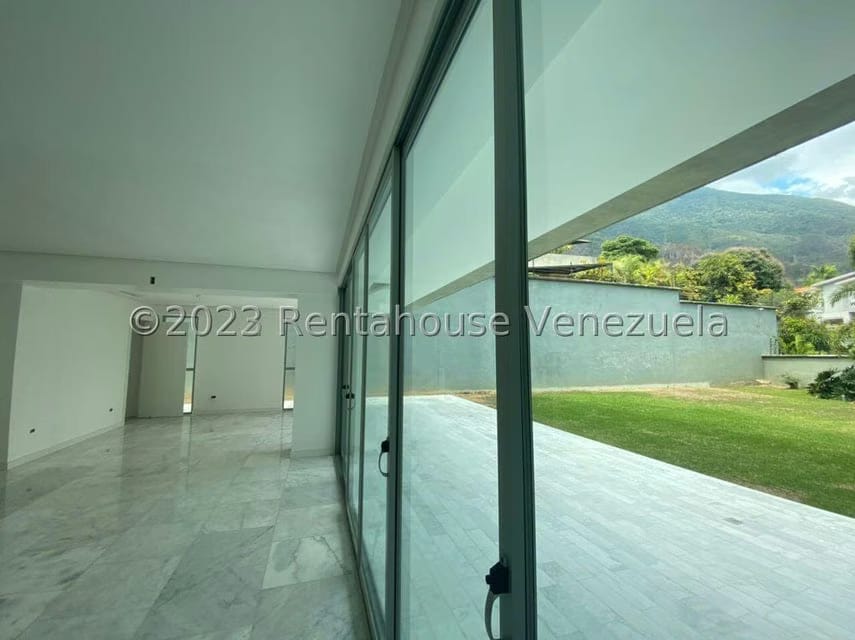 Apartamento (Duplex) en Venta en Altamira, Distrito Metropolitano - 2