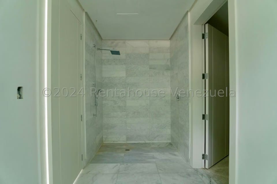 Apartamento (Duplex) en Venta en Altamira, Distrito Metropolitano - 18