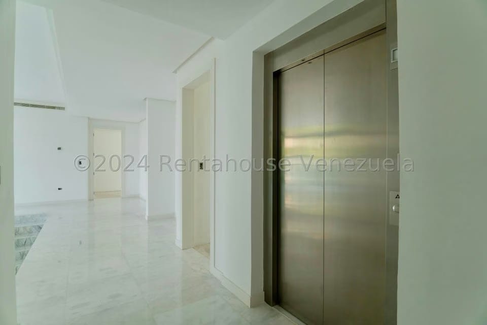 Apartamento (Duplex) en Venta en Altamira, Distrito Metropolitano - 32