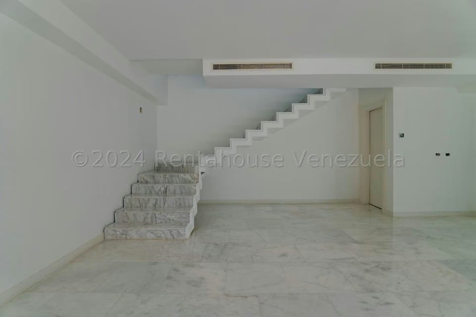 Apartamento (Duplex) en Venta en Altamira, Distrito Metropolitano - 41