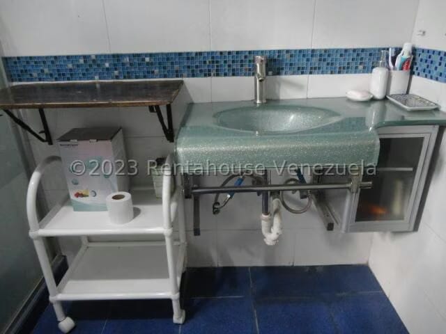 Casa (Multipes Niveles) en Venta en Charallavito, Distrito Metropolitano - 12
