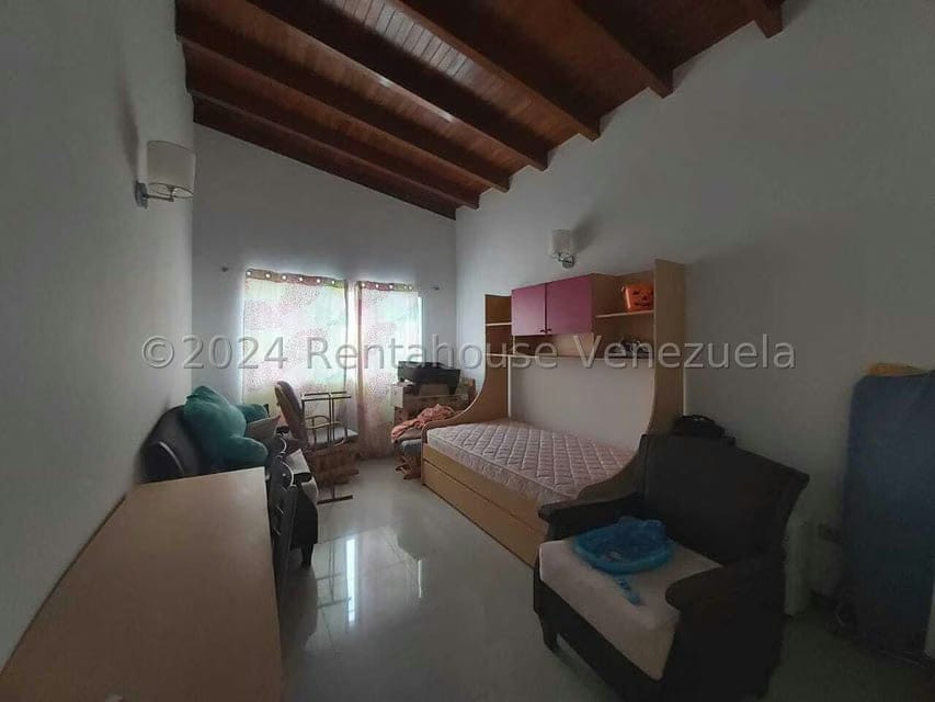 Casa (Duplex) en Venta en Sorocaima, Distrito Metropolitano - 17