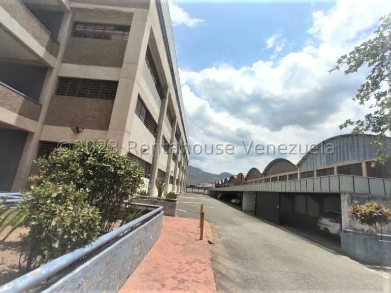 Comercial (Industrial) en Venta en Guatire, Miranda - 23