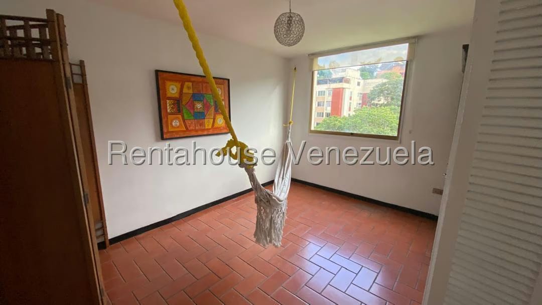 Apartamento (1 Nivel) en Alquiler en Caurimare, Distrito Metropolitano - 12