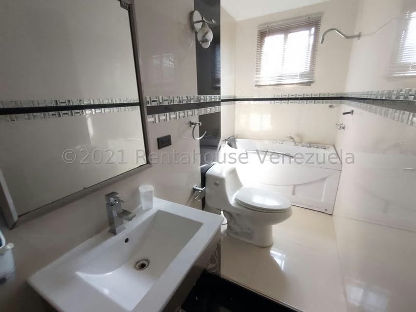 Casa (Duplex) en Venta en San Pablo, Aragua - 25