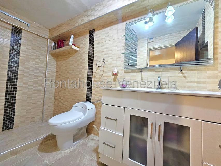 Casa (Duplex) en Venta en Valle Hondo, Lara - 17