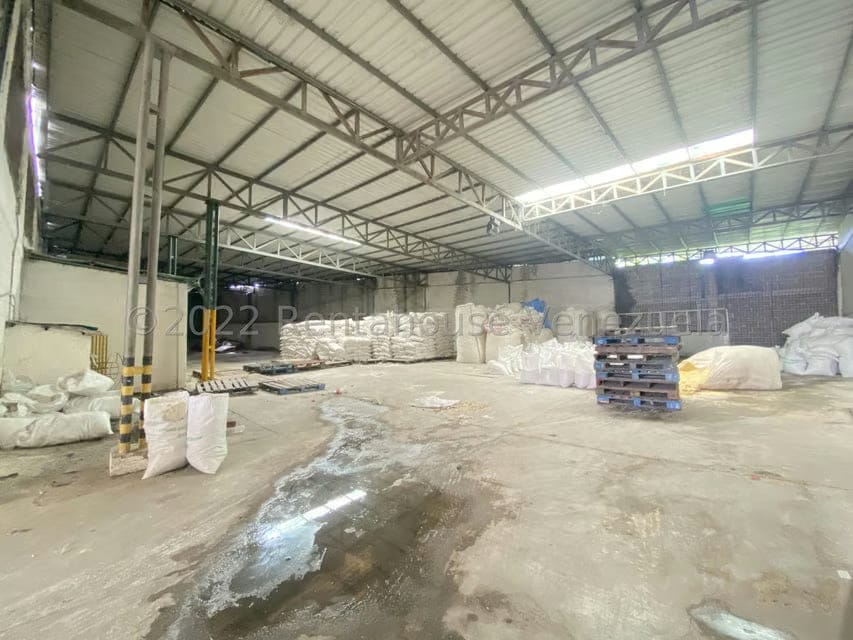 Comercial (Galpon - Deposito) en Venta en Zona Industrial 3, Lara - 7