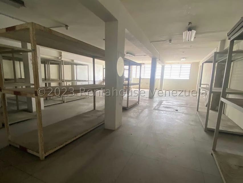 Comercial (Edificio) en Venta en Catia, Distrito Metropolitano - 7