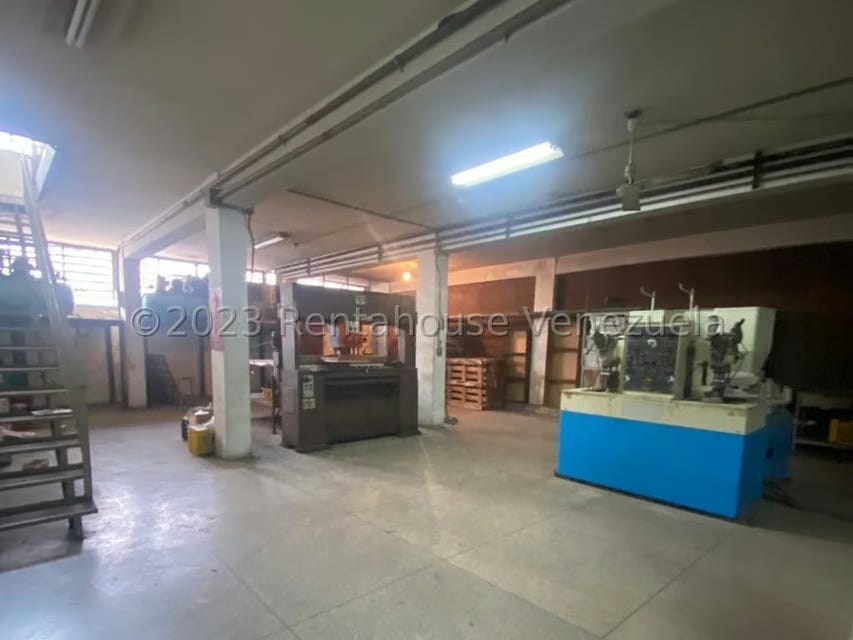 Comercial (Edificio) en Venta en Catia, Distrito Metropolitano - 9