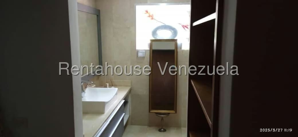 Apartamento (1 Nivel) en Venta en Los Campitos, Distrito Metropolitano - 14