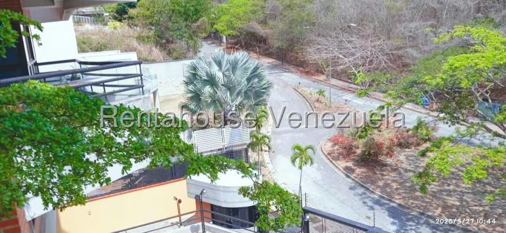 Apartamento (1 Nivel) en Venta en Los Campitos, Distrito Metropolitano - 22