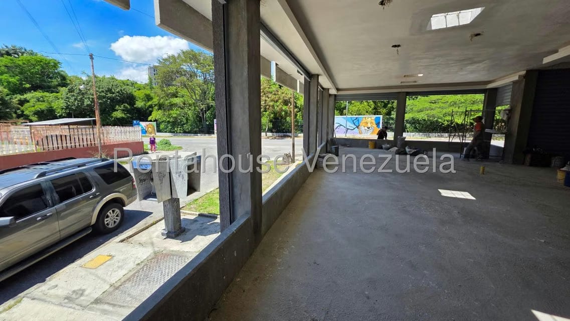 Comercial (Local Comercial) en Alquiler en Bararida, Lara - 12