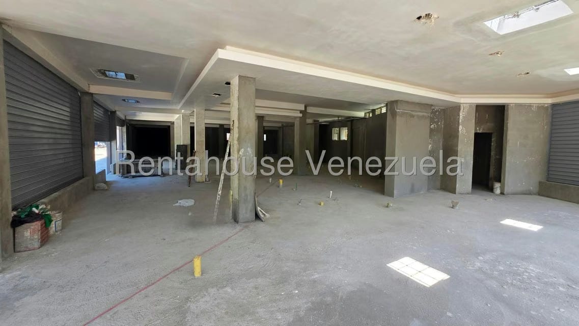 Comercial (Local Comercial) en Alquiler en Bararida, Lara - 14
