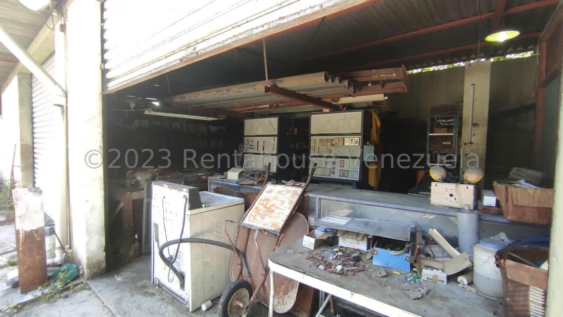 Comercial (Local Comercial) en Venta en El Centro, Aragua - 11