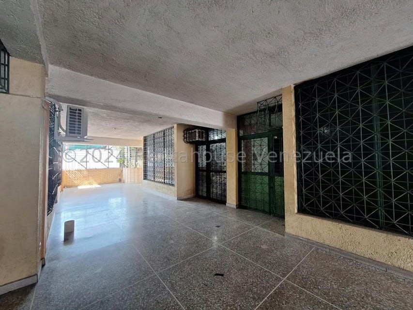 Comercial (Local Comercial) en Alquiler en Zona Centro, Aragua - 16