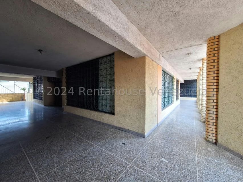 Comercial (Local Comercial) en Alquiler en Zona Centro, Aragua - 18