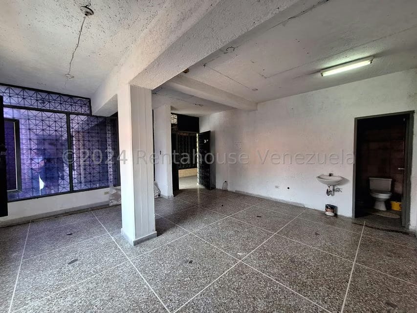 Comercial (Local Comercial) en Alquiler en Zona Centro, Aragua - 23