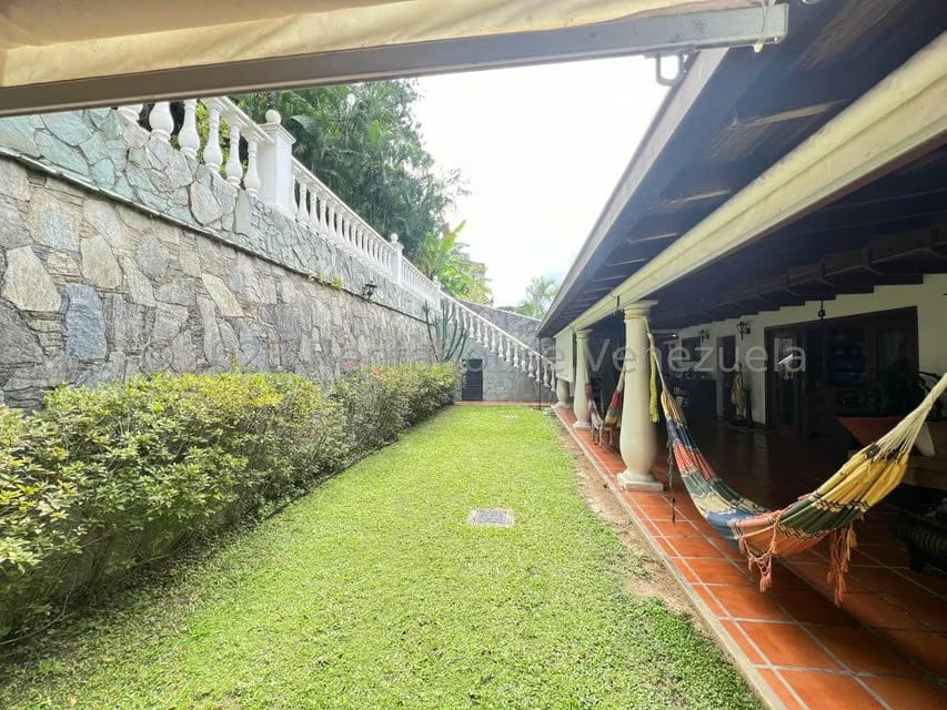 Casa (Duplex) en Venta en La Tahona, Distrito Metropolitano - 4