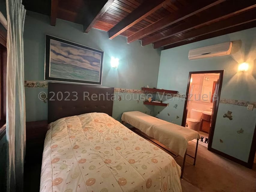 Casa (Duplex) en Venta en La Tahona, Distrito Metropolitano - 32
