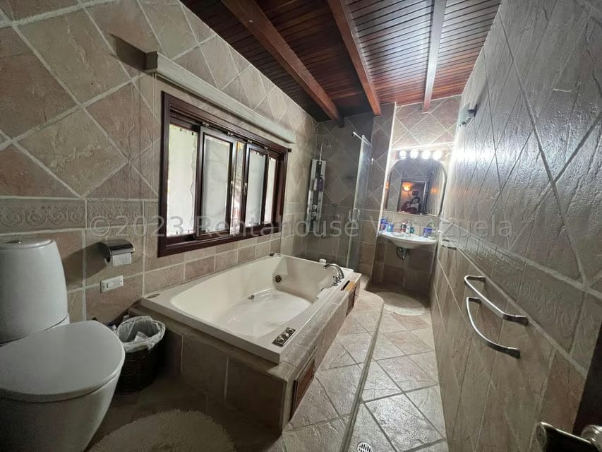 Casa (Duplex) en Venta en La Tahona, Distrito Metropolitano - 35