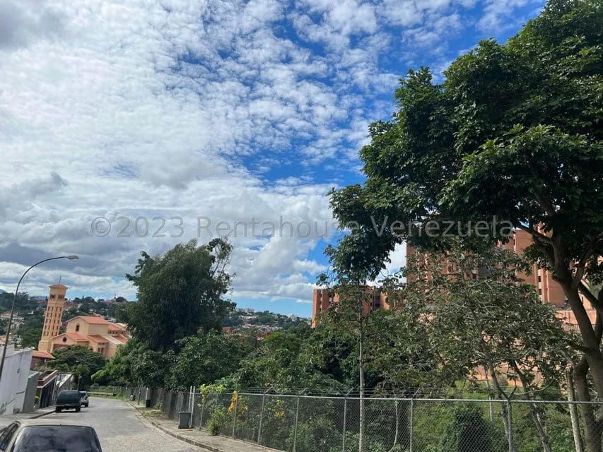 Casa (Duplex) en Venta en La Tahona, Distrito Metropolitano - 48