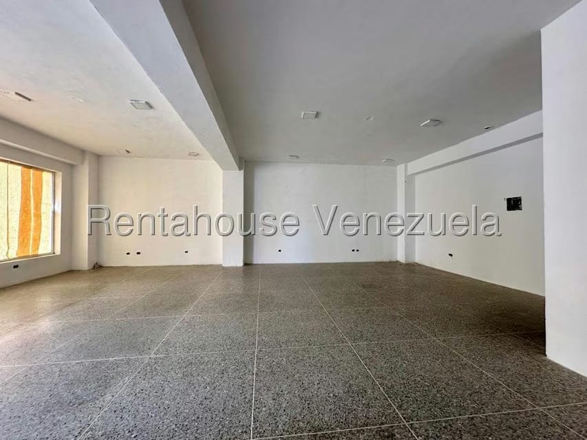 Comercial (Local Comercial) en Venta en La Atlantida, Vargas - 11