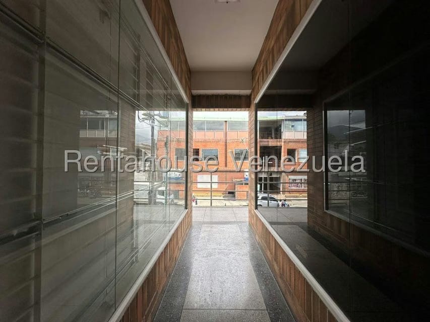Comercial (Local Comercial) en Venta en La Atlantida, Vargas - 8