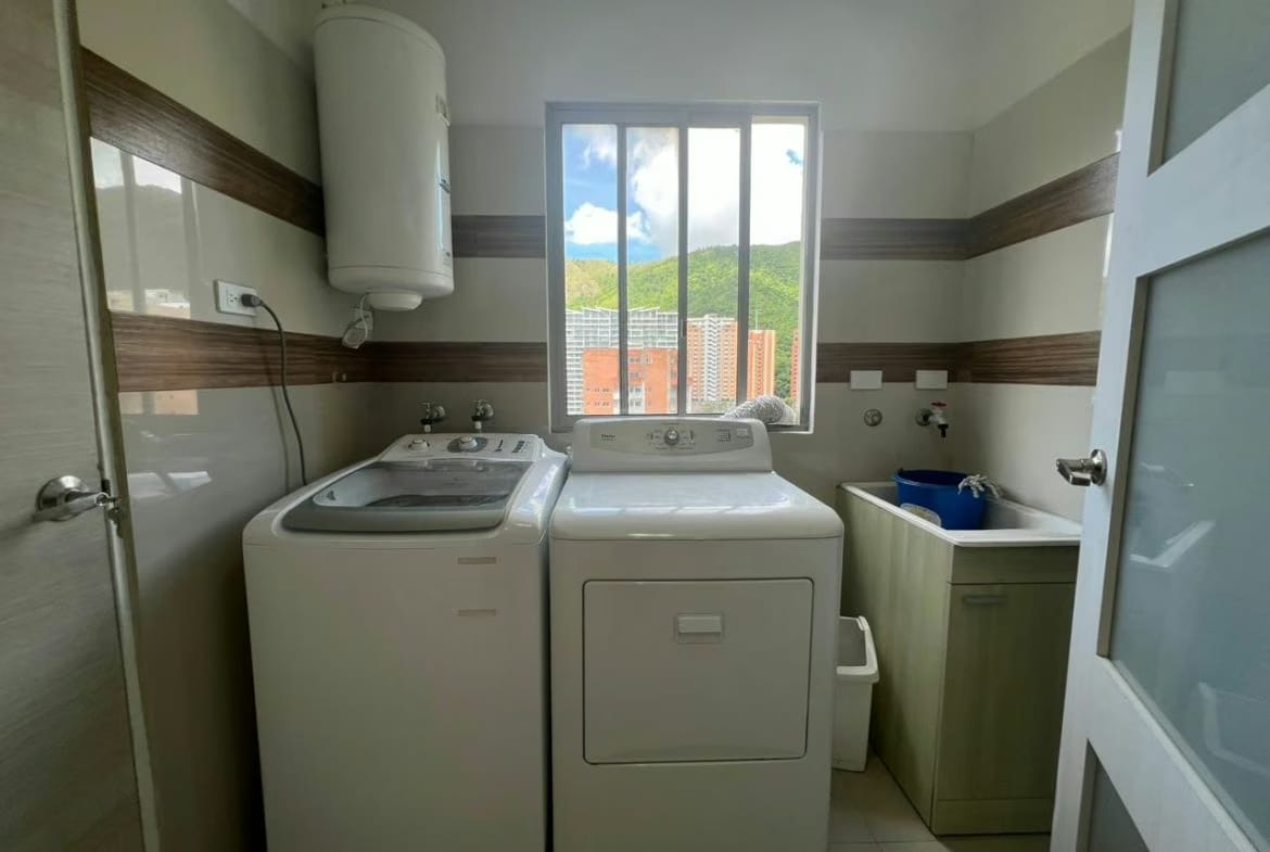 Tomasa Salazar Alquila PH Edificio ARIA - 9