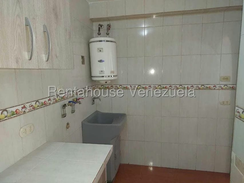 Comercial (Edificio) en Venta en Catia, Distrito Metropolitano - 10
