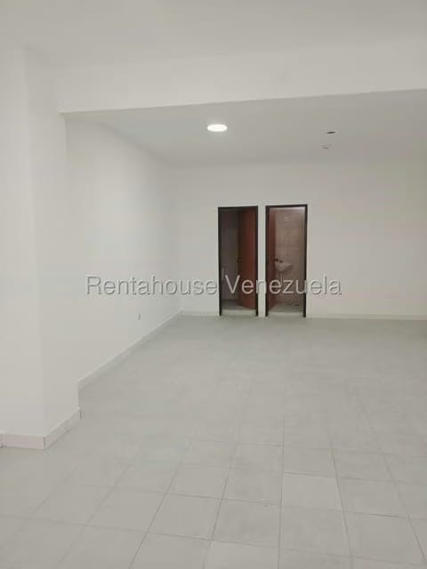 Comercial (Local Comercial) en Venta en Prebo I, Carabobo - 9