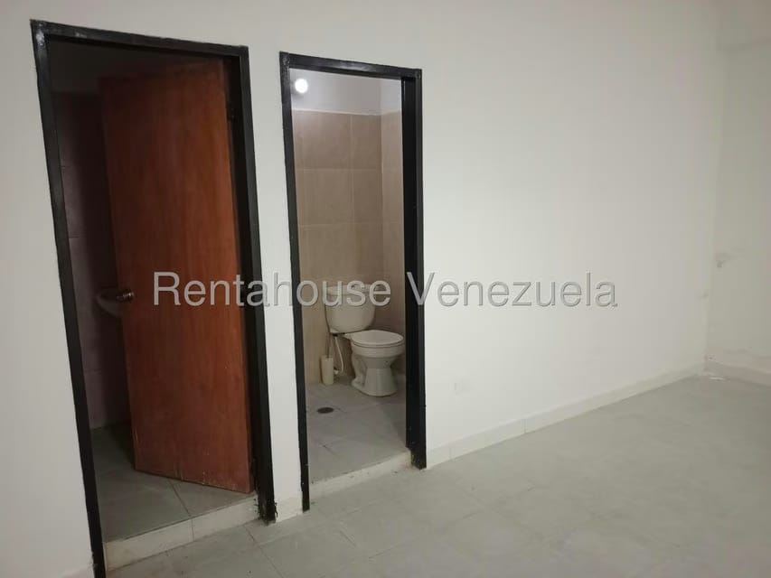 Comercial (Local Comercial) en Venta en Prebo I, Carabobo - 10
