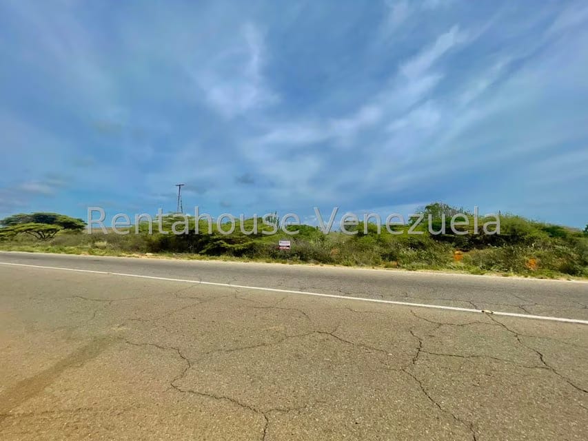 Terreno (Comercial) en Venta en Pueblo Nuevo, Falcon - 23