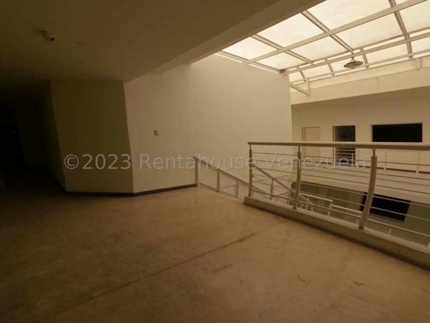 Comercial (Oficina) en Alquiler en Centro, Lara - 5