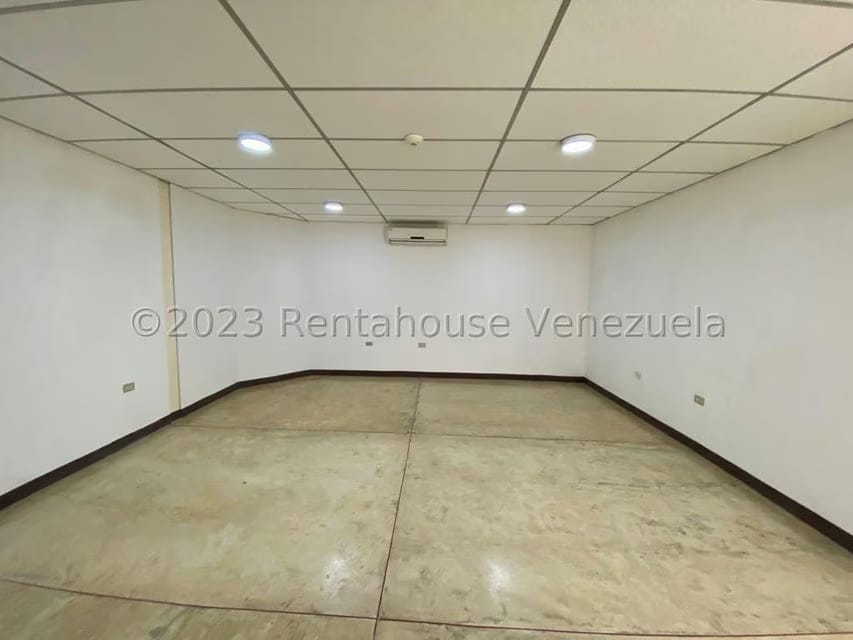 Comercial (Oficina) en Alquiler en Centro, Lara - 7