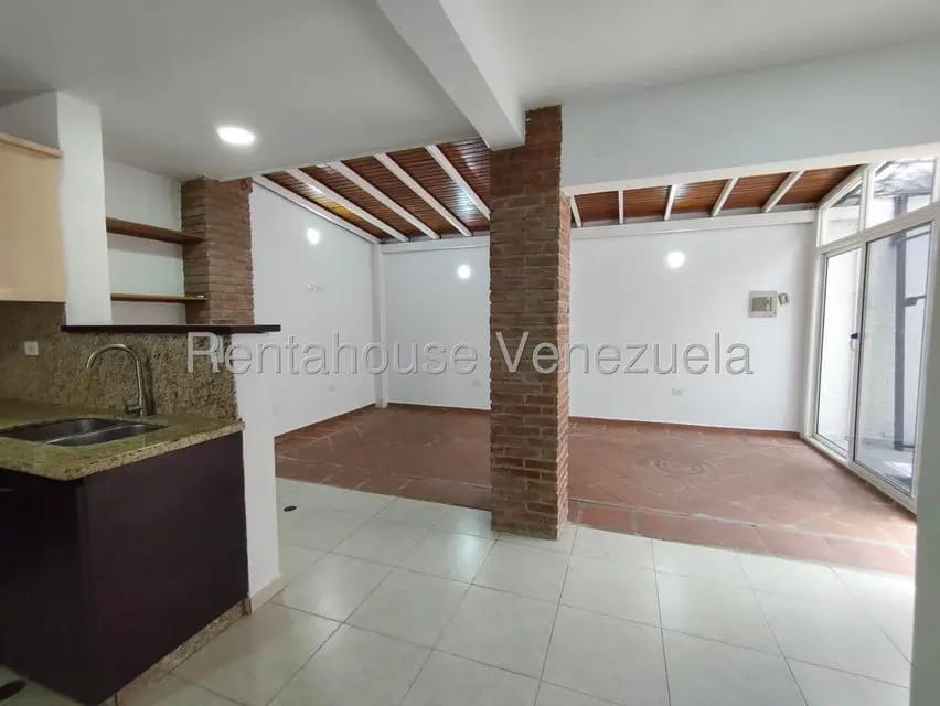 Casa (Duplex) en Alquiler en Trapiche Villas, Lara - 10