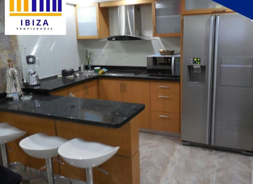 IBIZA PROPIEDADES VENDE APARTAMENTO TURMERO - 4