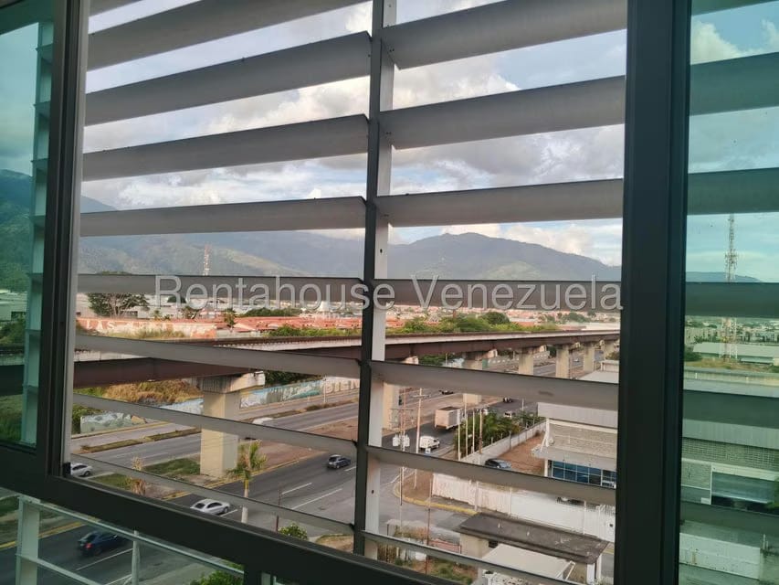 Comercial (Oficina) en Venta en Vega Arriba, Miranda - 16