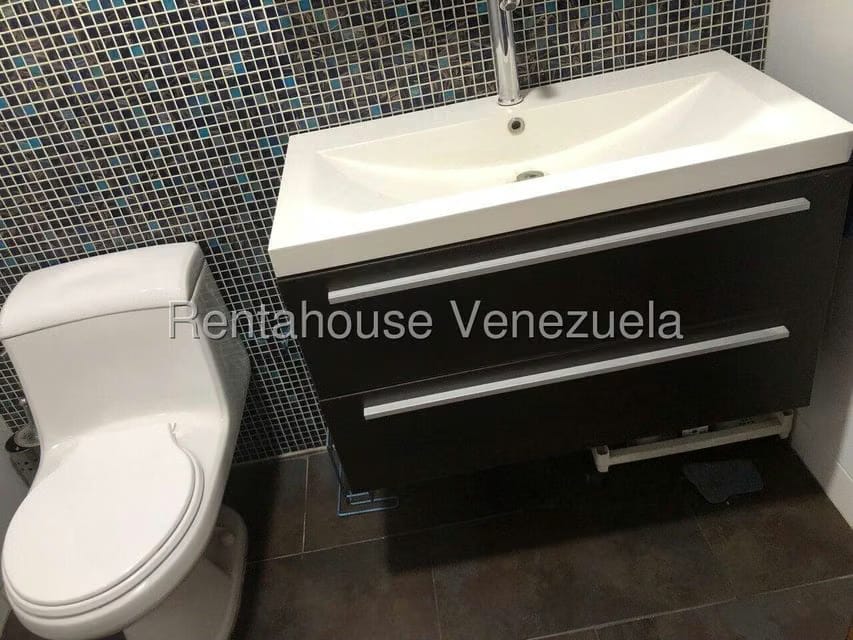 Casa (Duplex) en Venta en El Llanito, Distrito Metropolitano - 13