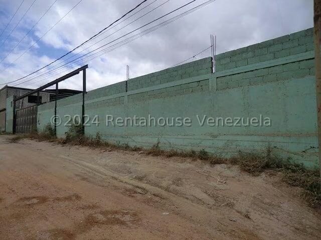Comercial (Galpon - Deposito) en Venta en Alto Grande, Miranda - 21