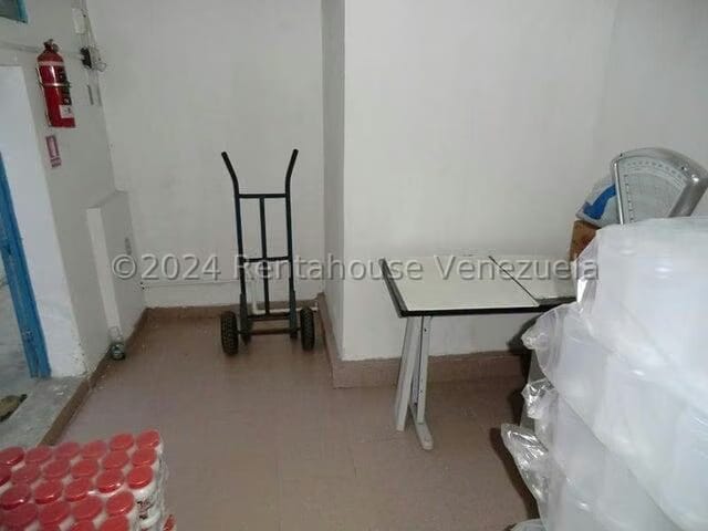 Comercial (Galpon - Deposito) en Venta en Alto Grande, Miranda - 5