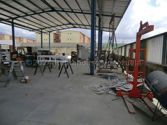 Comercial (Galpon - Deposito) en Venta en Alto Grande, Miranda - 8