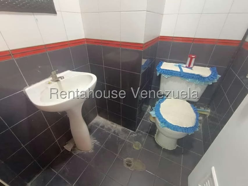 Comercial (Local Comercial) en Venta en Avenida Bermudez, Aragua - 15