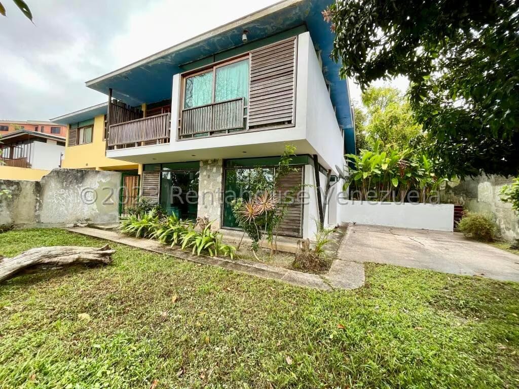 CASA EN VENTA-SELENE MARIN NOBREGA- MLS#23-22938