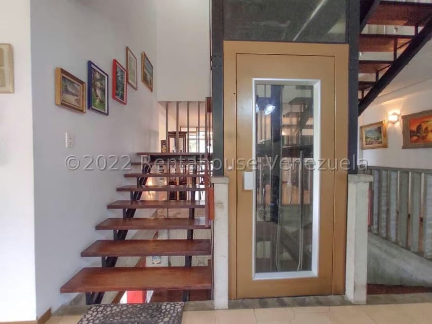 Casa (Multipes Niveles) en Venta en Club de Campo, Miranda - 4