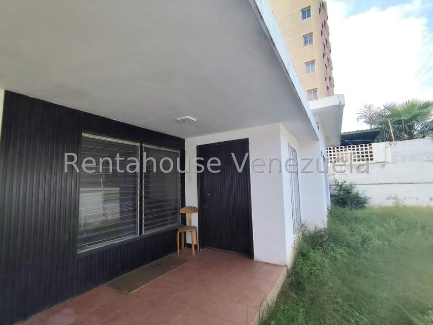 Comercial (Oficina) en Venta en Avenida Bella Vista, Zulia - 3