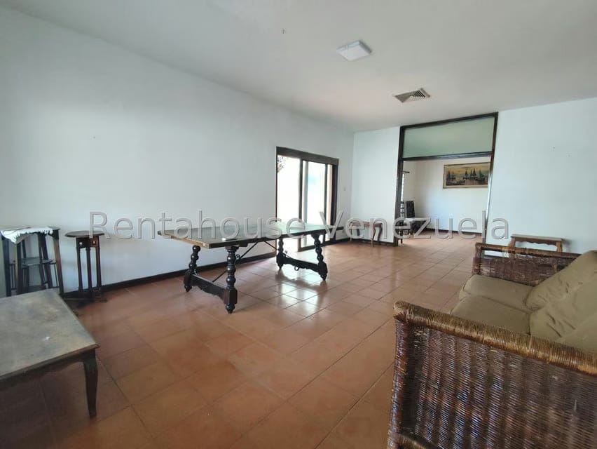 Comercial (Oficina) en Venta en Avenida Bella Vista, Zulia - 4