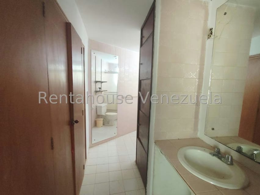 Comercial (Oficina) en Venta en Avenida Bella Vista, Zulia - 44
