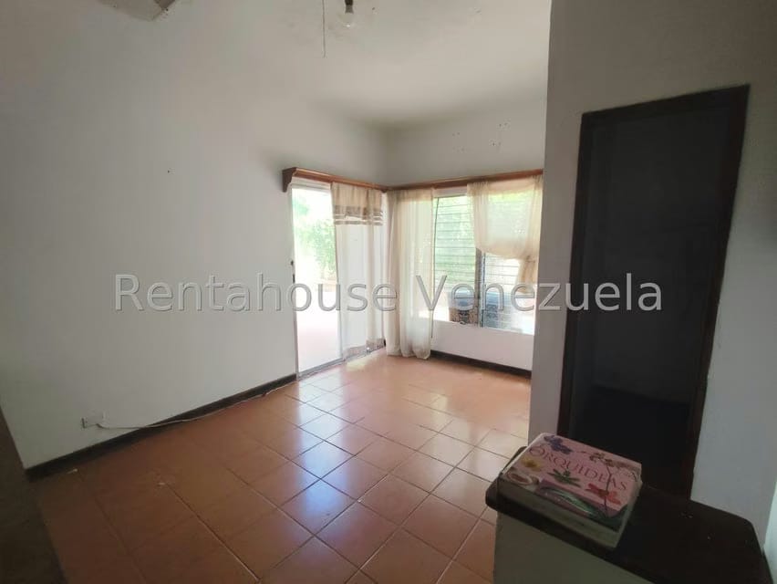 Comercial (Oficina) en Venta en Avenida Bella Vista, Zulia - 47