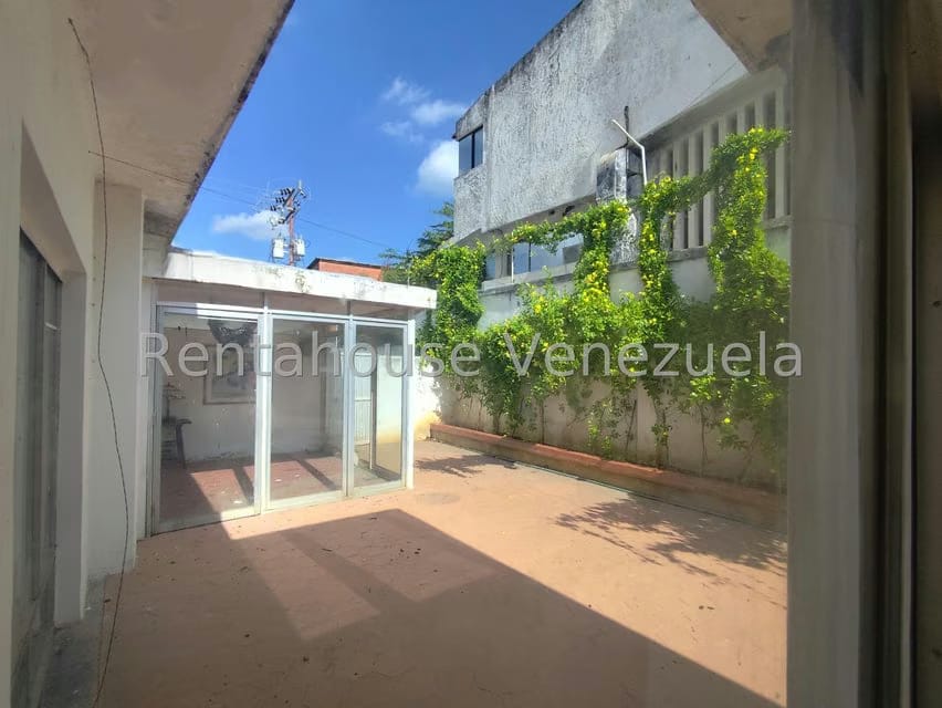 Comercial (Oficina) en Venta en Avenida Bella Vista, Zulia - 52